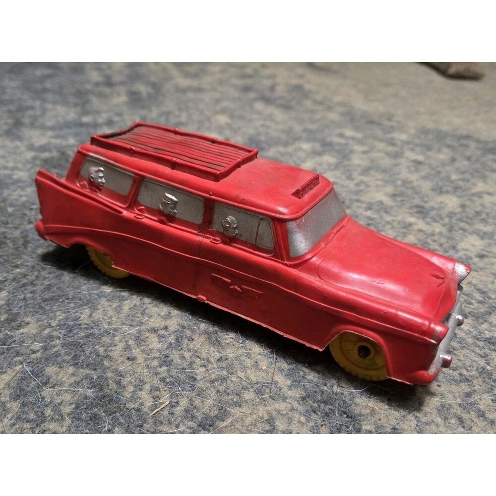 Vintage Auburn Rubber Toy Airport Taxi Station Wagon Red No 504 Made In USA